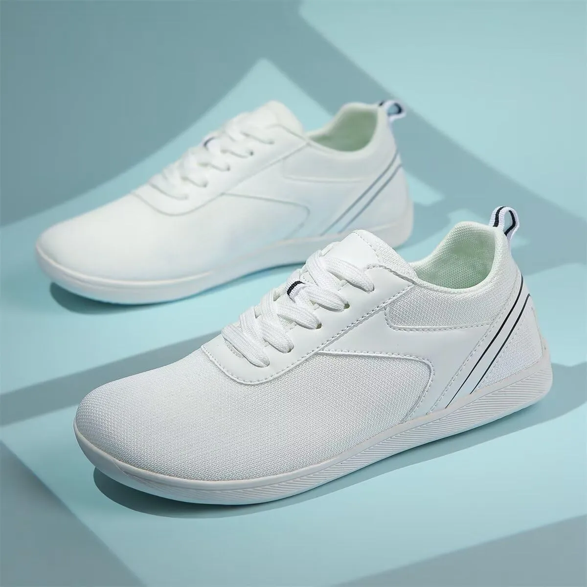 Men's Women's Concise Breathable Fabric Walking Shoes
