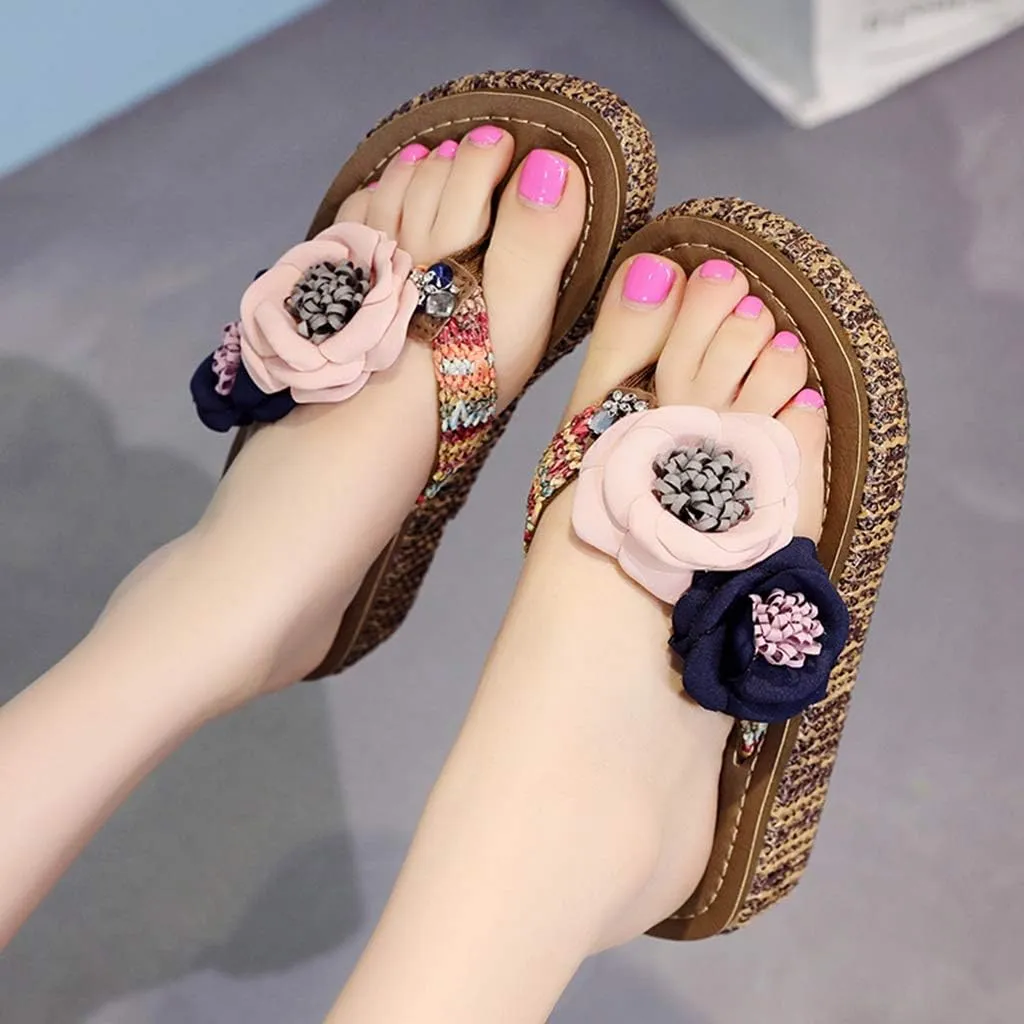 MIOKE Wome's Straw Platform Flipflops Bohemia Flowers Summer Comfort Nonslip Beach Wedge Thong Sandals